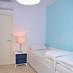 Apartment White Moon 302 Plazhi San Pietro