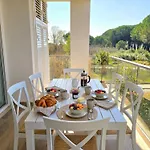 White Moon 302 Apartment Plazhi San Pietro