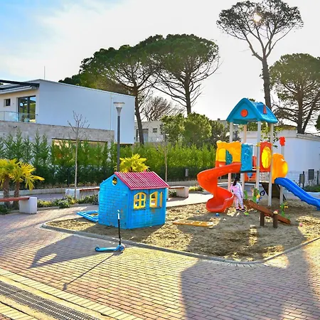 White Moon 302 דירה Plazhi San Pietro