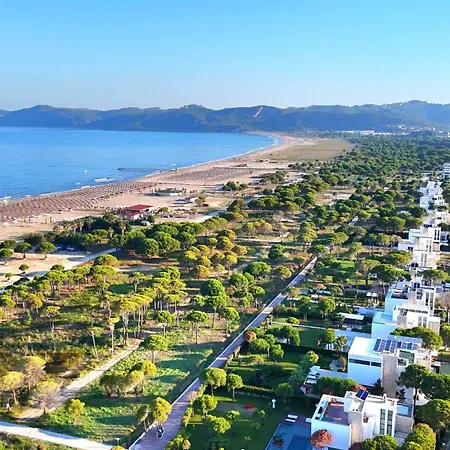 White Moon 302 Plazhi San Pietro