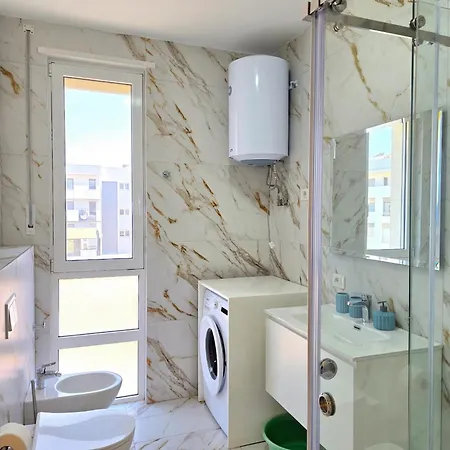 Apartment White Moon 302